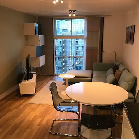 لندن 1 Bedroom In Chelsea Bridge Wharf المظهر الخارجي الصورة